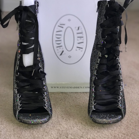 (Worn once) - Steve Madden Glitter lace-up Bootie - Picture 4 of 5